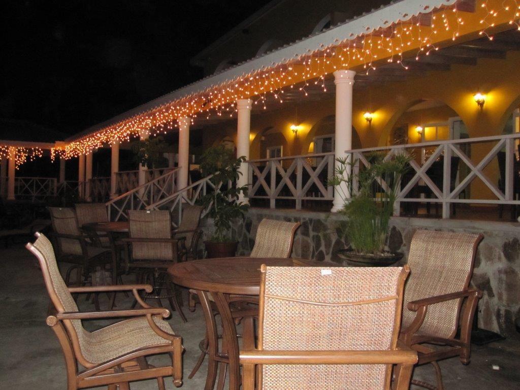 Paradise Beach Hotel كينغستاون المظهر الخارجي الصورة